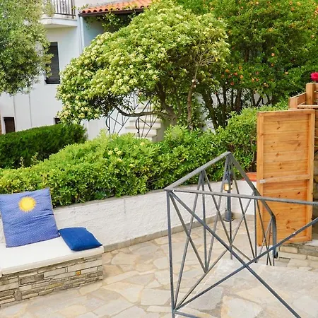 Sea Breeze House 50m From - 2floors- 6guests Hébergement de vacances