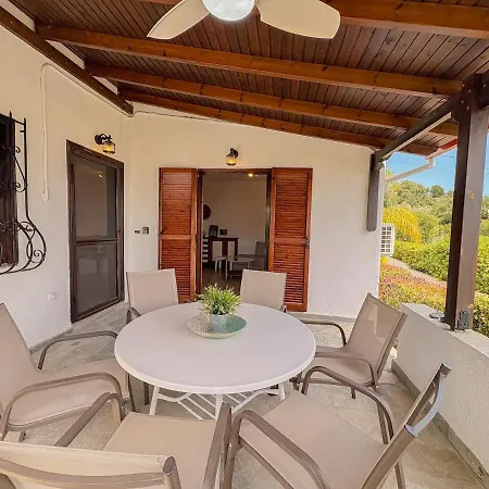 Sea Breeze House 50m From - 2floors- 6guests * Gerakini