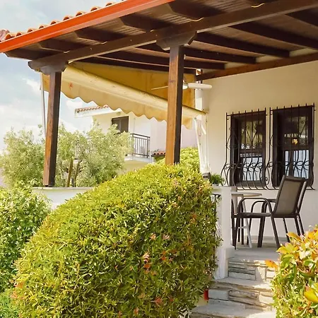 Sea Breeze House 50m From - 2floors- 6guests Gerakini