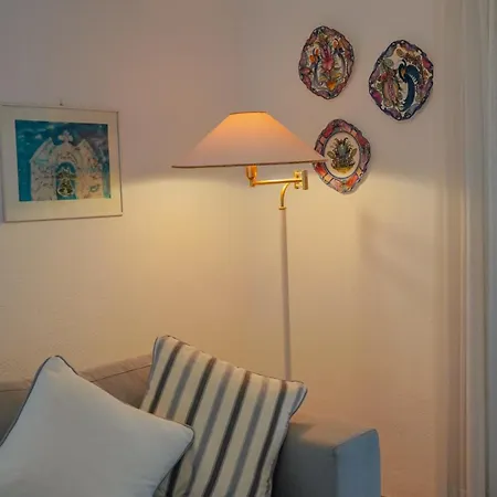 Sea Breeze House 50m From - 2floors- 6guests